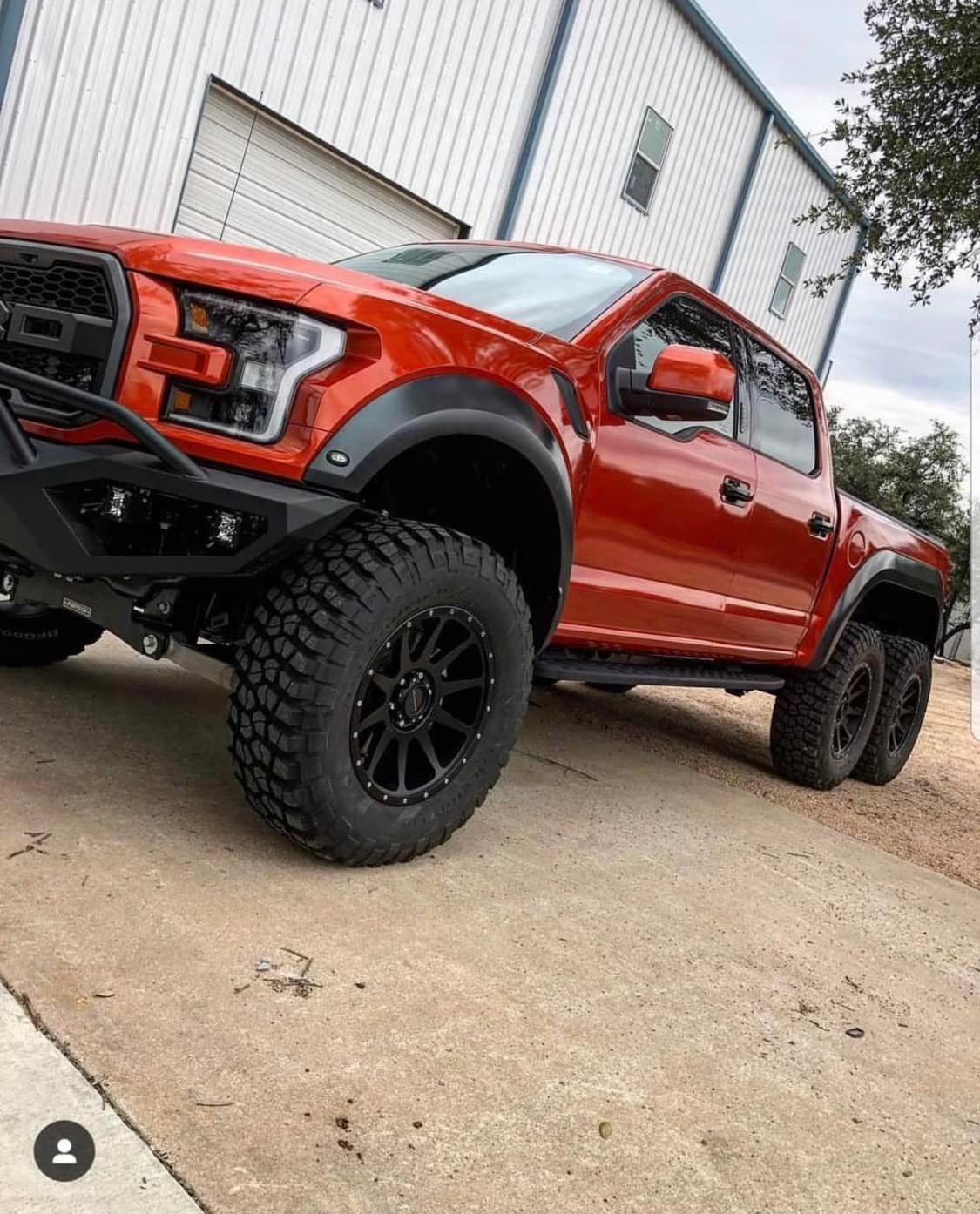 Red Orange Color Change - Ford Raptor